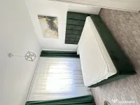 Proprietar vand apartament 4 camere,bucatarie,2 bai 