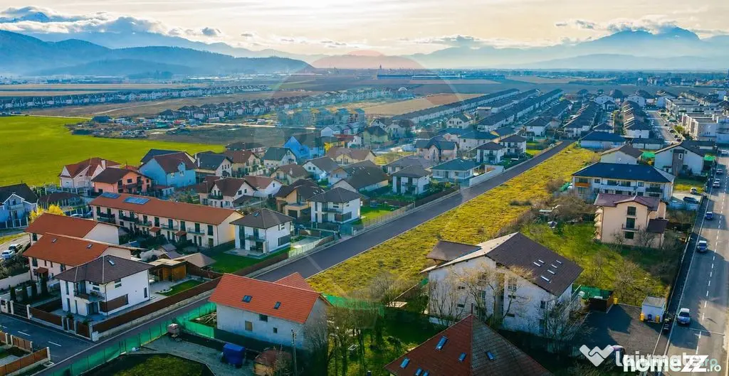 TEREN INTRAVILAN | 885 MP | GHIMBAV | VIEW POSTĂVARU | C...