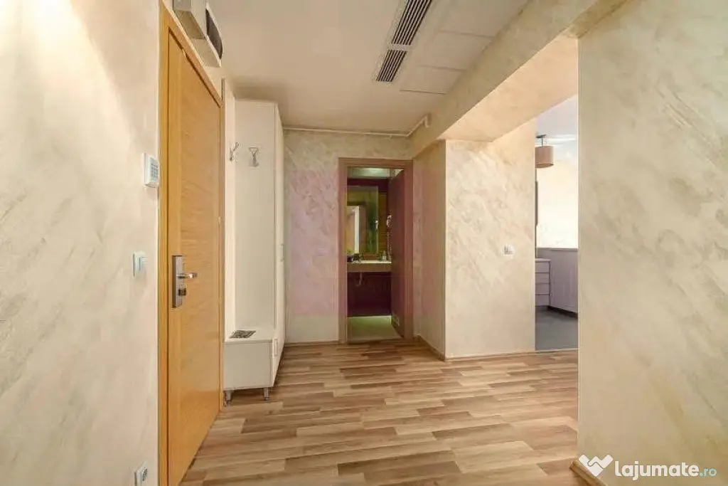 Inchiriere apartament 3 camere Rin Residence