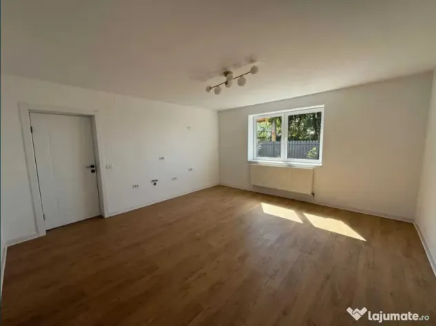 Apartament 2 camere | Renovat | Curte Privata + Garaj | Brasovul Vechi