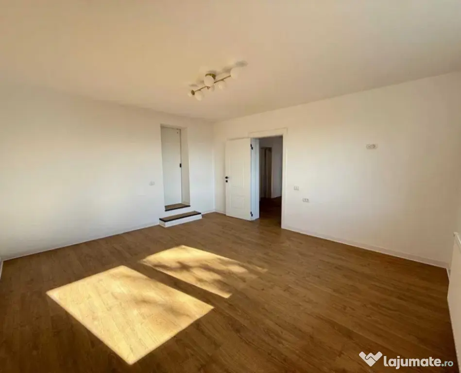 Apartament 2 camere | Renovat | Curte Privata + Garaj | Brasovul Vechi