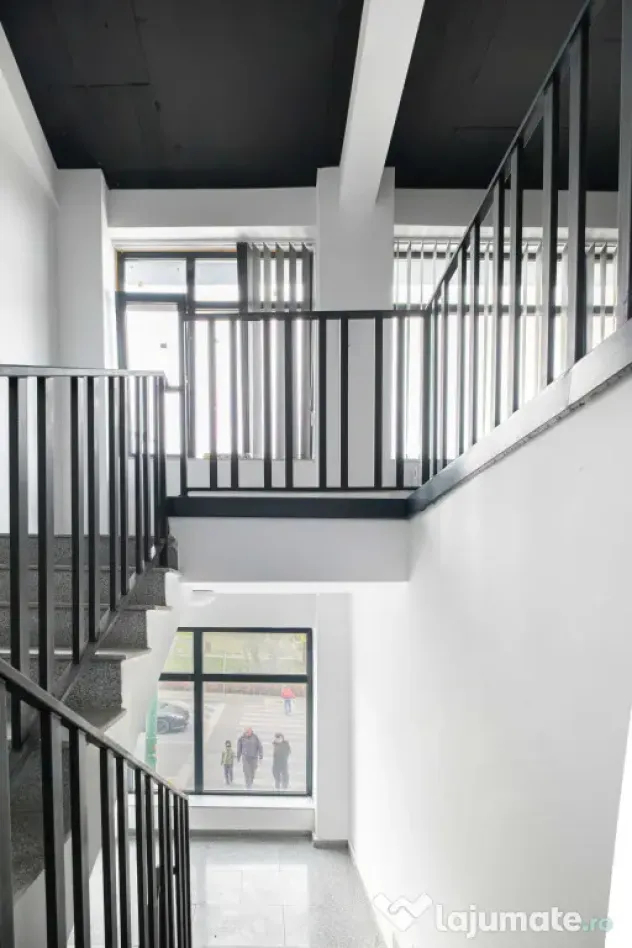 Spatiu comercial - zona Brotacei