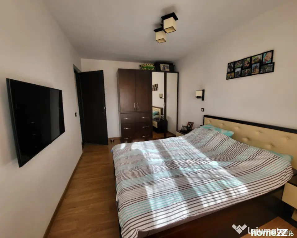 Apartament 4 camere, decomandat, 80 mp, zona Calea Bucuresti - Craiova (Dolj)