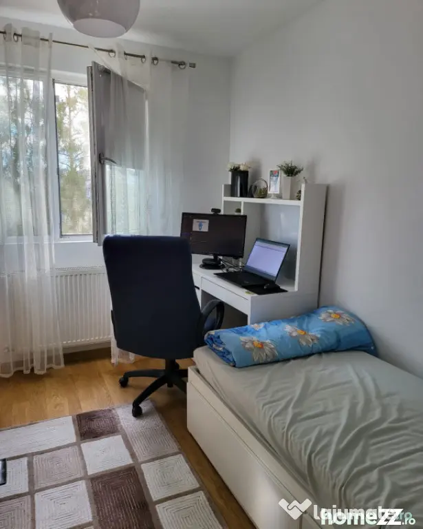 Apartament 4 camere, decomandat, 80 mp, zona Calea Bucuresti - Craiova (Dolj)