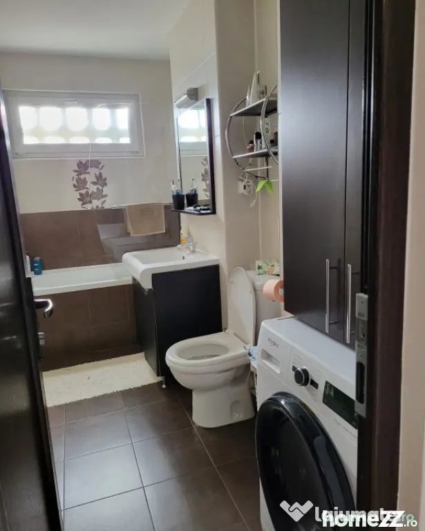 Apartament 4 camere, decomandat, 80 mp, zona Calea Bucuresti - Craiova (Dolj)