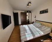 Apartament 4 camere, decomandat, 80 mp, zona Calea Bucuresti