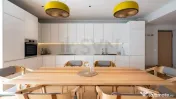 PENTHOUSE SUPERB l MOBILAT DESIGN l TERASA l VEDERE LAC P...