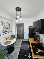 Apartament 2 camere decomandat, terasa 27mp, 2 parcari, zona