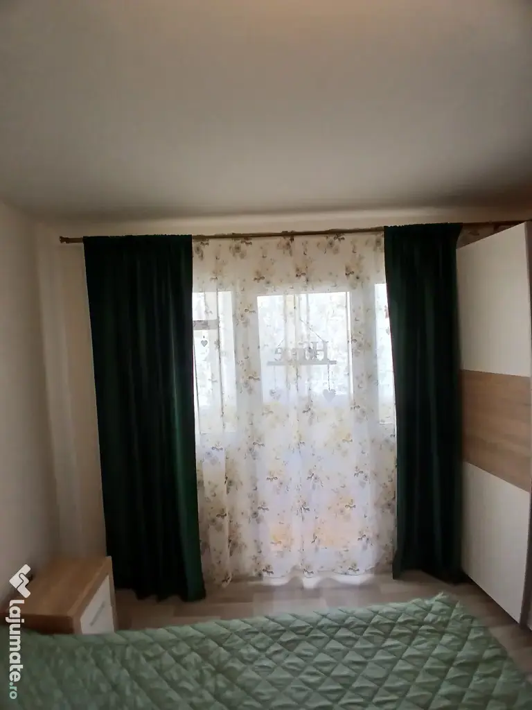 Vând apartament cu 2 camere central