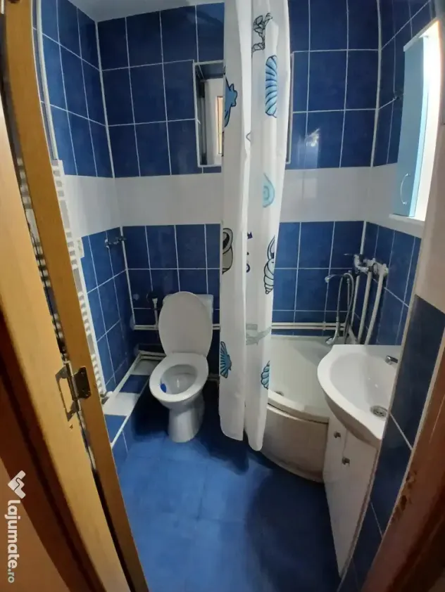 Vând apartament cu 2 camere central
