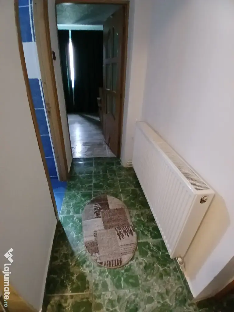 Vând apartament cu 2 camere central