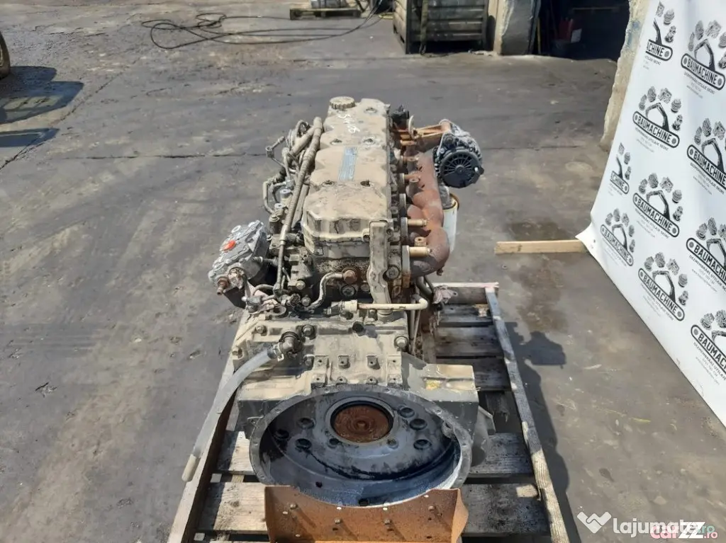 Motor Cummins QSB 6.7 pentru excavator pe senile Komatsu PC210-8