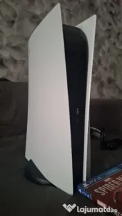 Vând PS5 alături de 3 jocuri