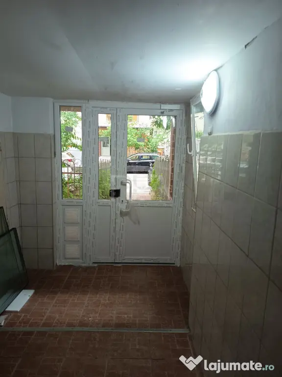 2 camere decomandat, 57,81 mp, Aleea Buhuși, 10 min metrou