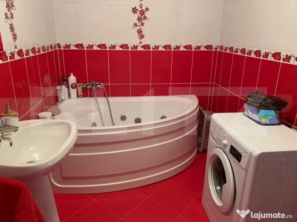 Apartament 3 camere, 59mp, 2 balcoane, etaj intermediar, Flo