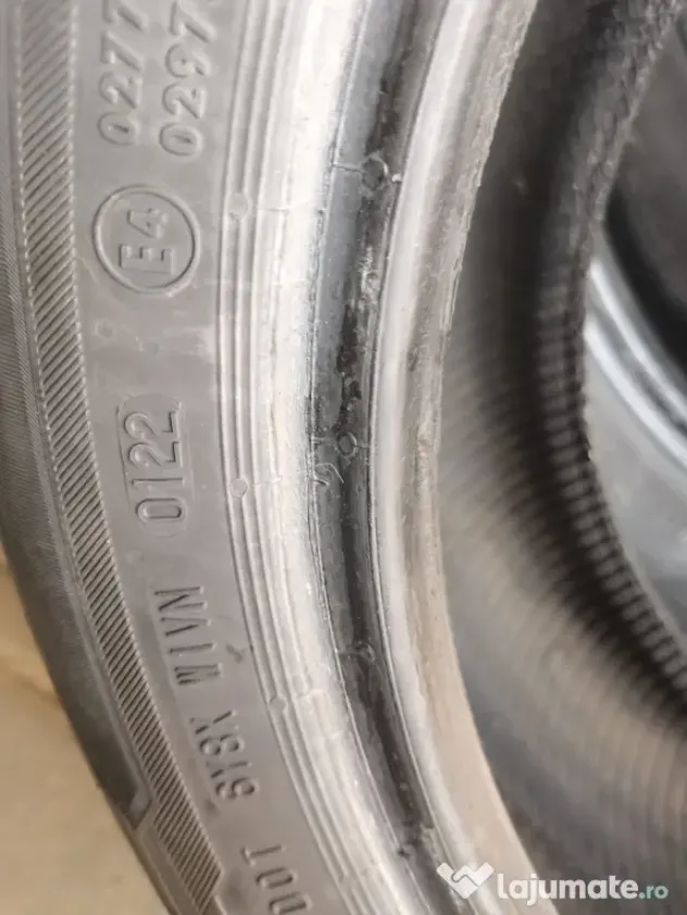 Vand cauciucuri vara second hand