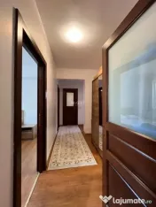 Apartament 4 camere, 2 băi, etaj 1, Tătărași 