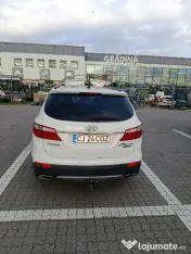 Hyundai Grand Santa Fe 