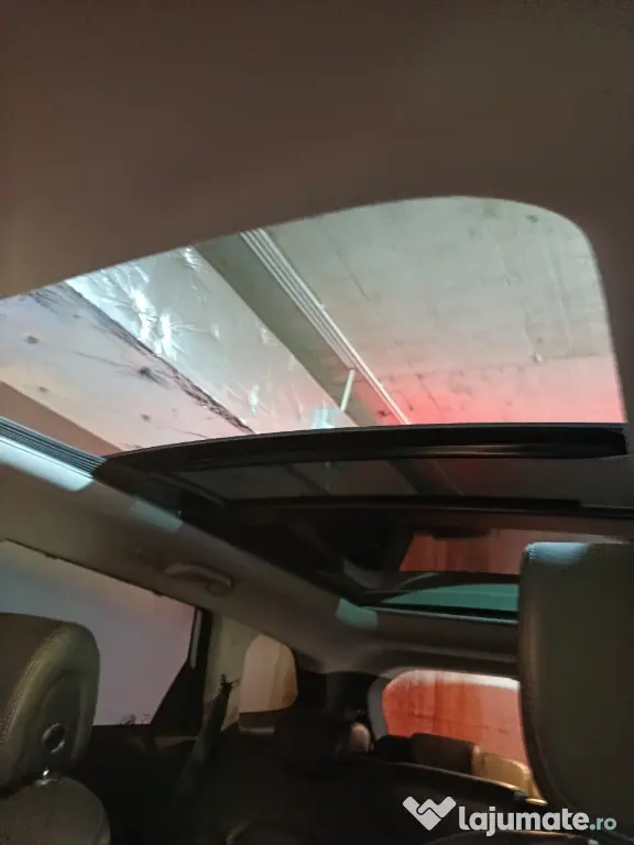 Hyundai Grand Santa Fe