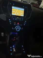 Hyundai Grand Santa Fe 