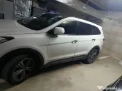 Hyundai Grand Santa Fe 