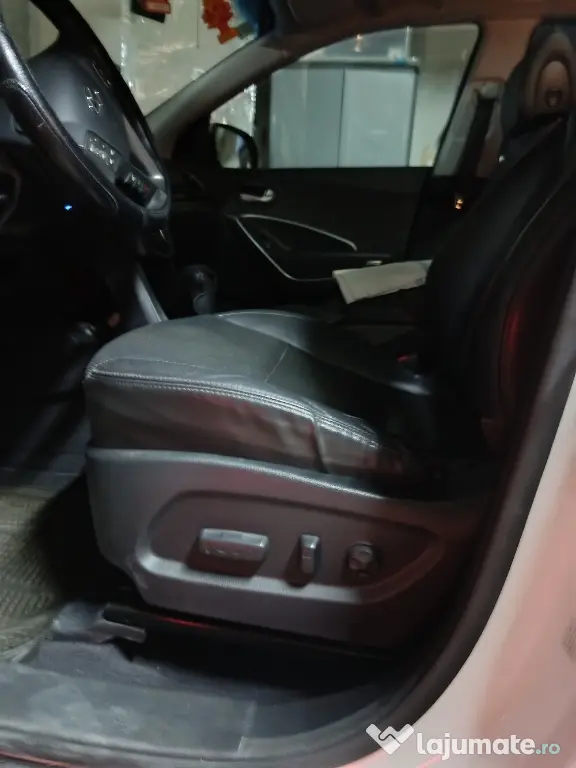 Hyundai Grand Santa Fe