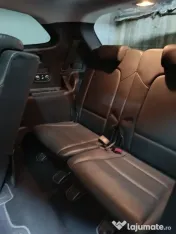 Hyundai Grand Santa Fe 