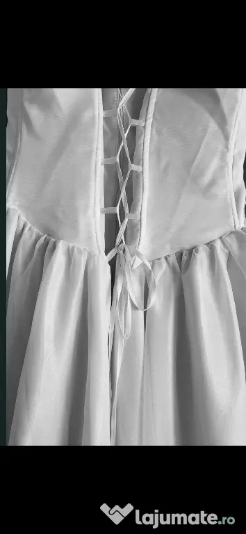 Rochie mireasă elegantă tip corset