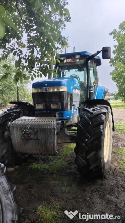 Vând tractor Ford New Holland 8770