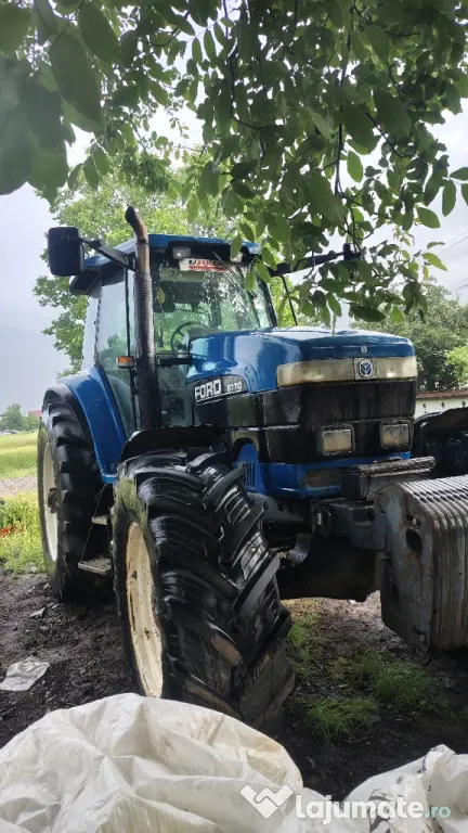 Vând tractor Ford New Holland 8770