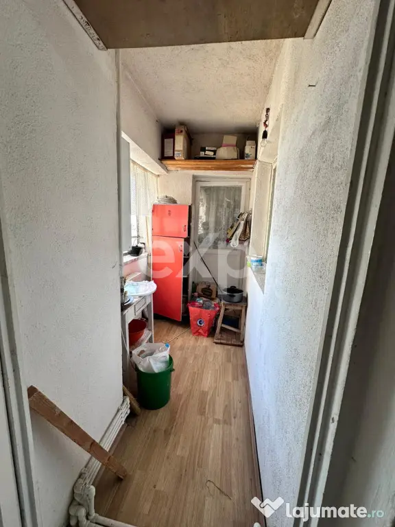 Apartament 4 camere ,Et 7/8 , Calea București
