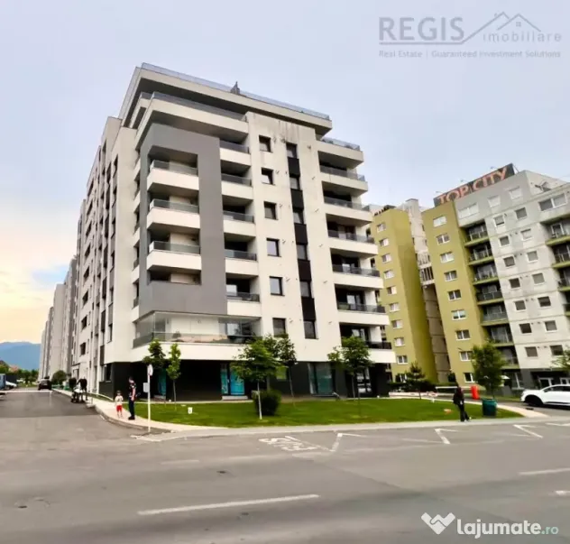 Apartament Lux prima cu loc de parcare subteran Tractoru Co