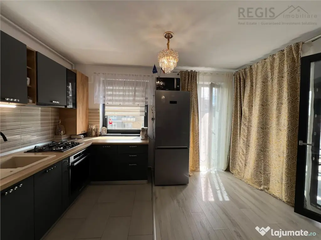 Apartament Lux prima cu loc de parcare subteran Tractoru Co
