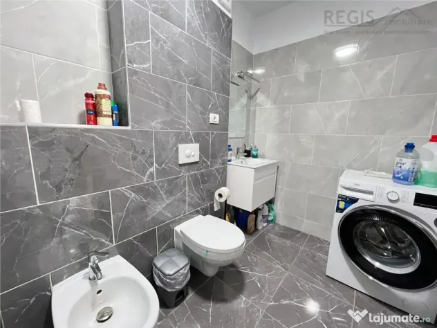 Apartament Lux prima cu loc de parcare subteran Tractoru Co