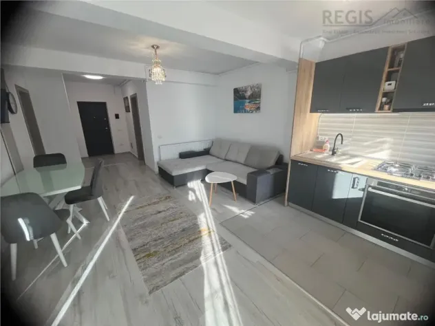 Apartament Lux prima cu loc de parcare subteran Tractoru Co