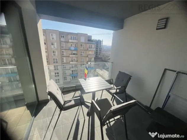Apartament Lux prima cu loc de parcare subteran Tractoru Co