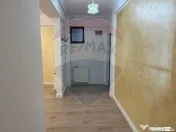 INCHIRIERE Apartament cu 3 camere in zona Aviatiei