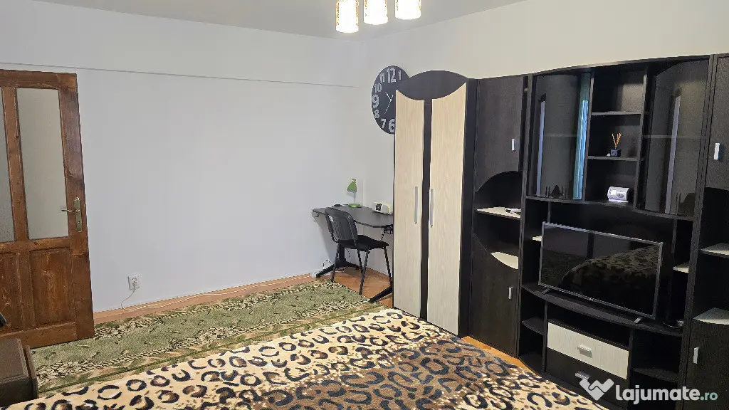 Inchiriez apartament cu 1 camera decomandat in Deva, Pietroasa et 3
