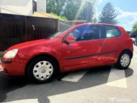 Volkswagen Golf V - 1.6 MPI (2005)