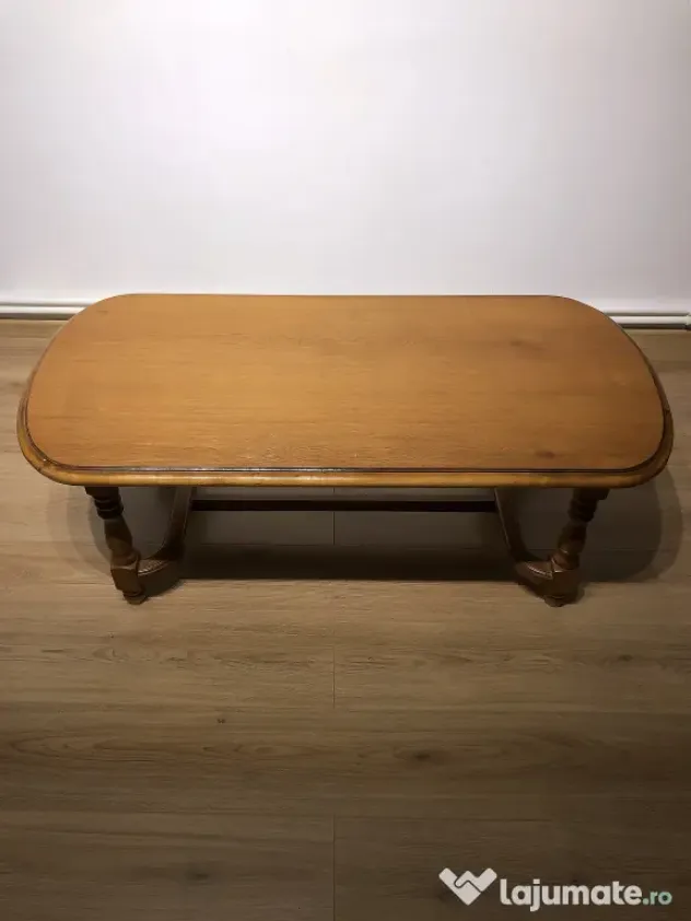 Măsuță Vintage Living din Lemn Masiv