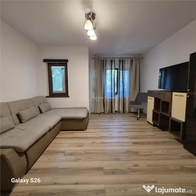 2 cam 13 Septembrie- Drumul Sarii, Lic. Ion Barbu, parcare
