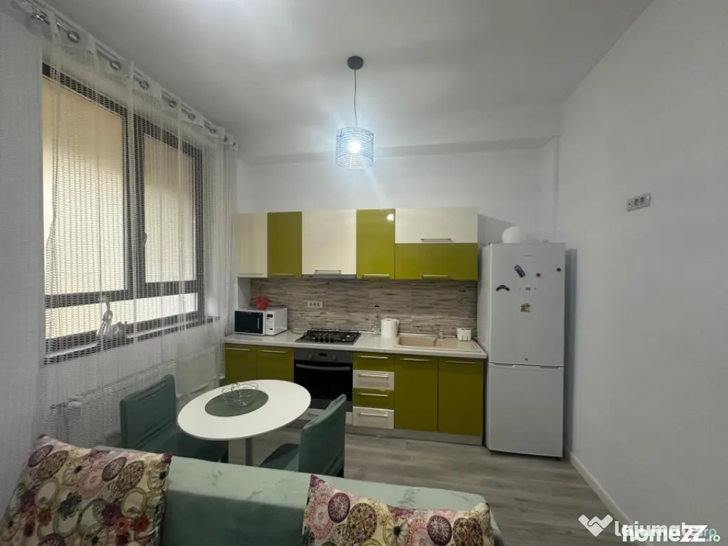 Apartament 2 camere de vanzare in zona Uzina de Pizza - Depo - Mamaia Sat (Constanta)