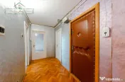 Apartament cu 3 camere, zona Alfa, Arad 