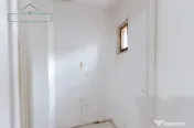 Apartament cu 3 camere, zona Alfa, Arad 