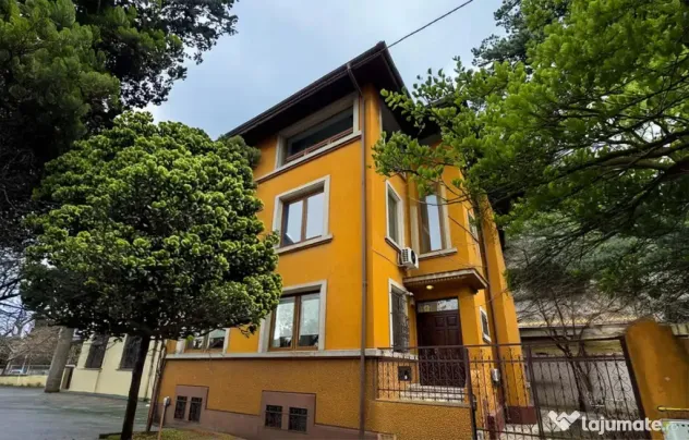 Victoriei - Berzei |Vilă interbelică | 5 camere | 190mp |