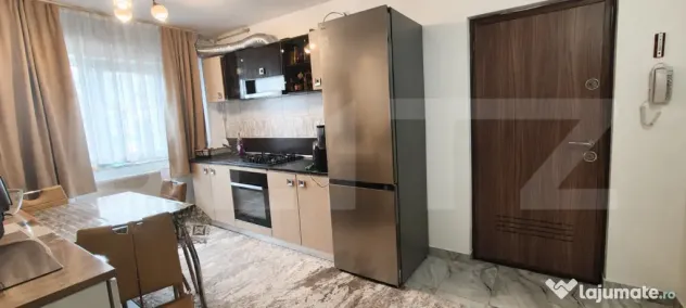 Apartament 3 camere- etaj intermediar-zona Decebal –