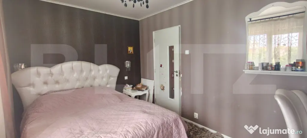 Apartament 3 camere- etaj intermediar-zona Decebal –