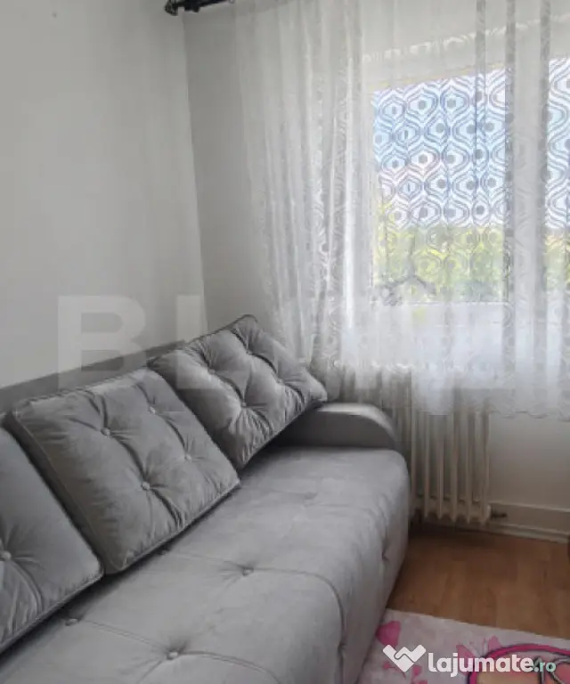 Apartament 3 camere- etaj intermediar-zona Decebal –