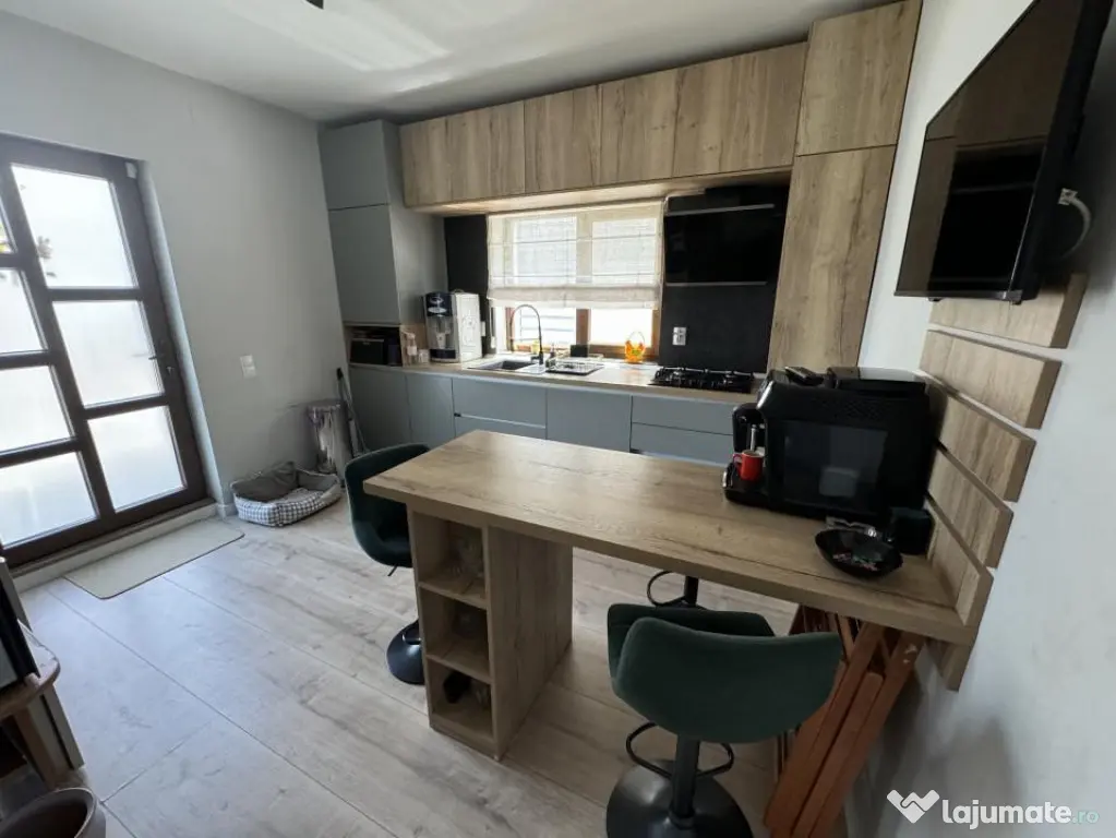 CASA SUPERBA P+1 , 131 mp utili, 400 mp teren, zona Balta Ve