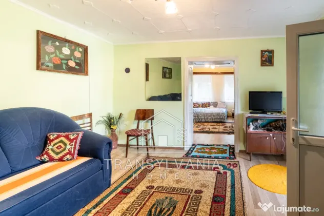 Casă renovată cu teren de 1.425 mp de vânzare în Năsal, com. Țaga